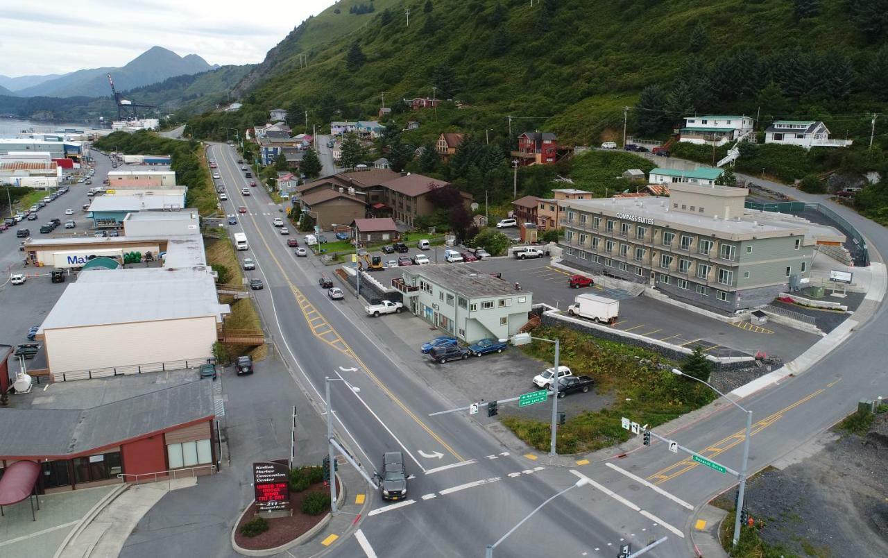 Kodiak Compass Suites Exterior photo